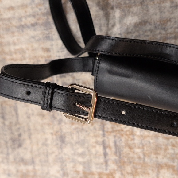 Kate Spade Black Camera Strap with Gold Design - Picture 7 of 7